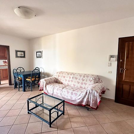 Murphy Holiday Homes - Residenza Aldo Moro 03 La Maddalena  Kültér fotó
